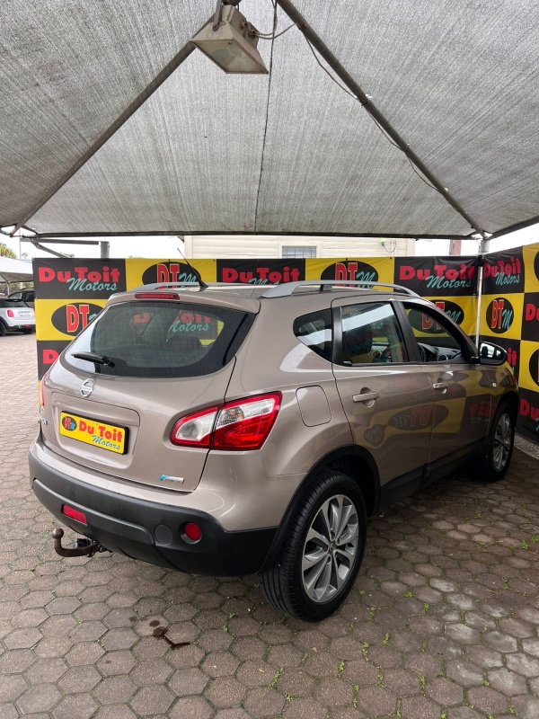 
								2012 NISSAN QASHQAI 2.0 full									