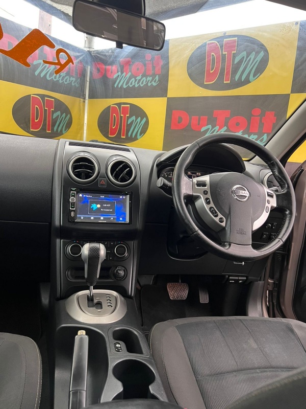 
								2012 NISSAN QASHQAI 2.0 full									