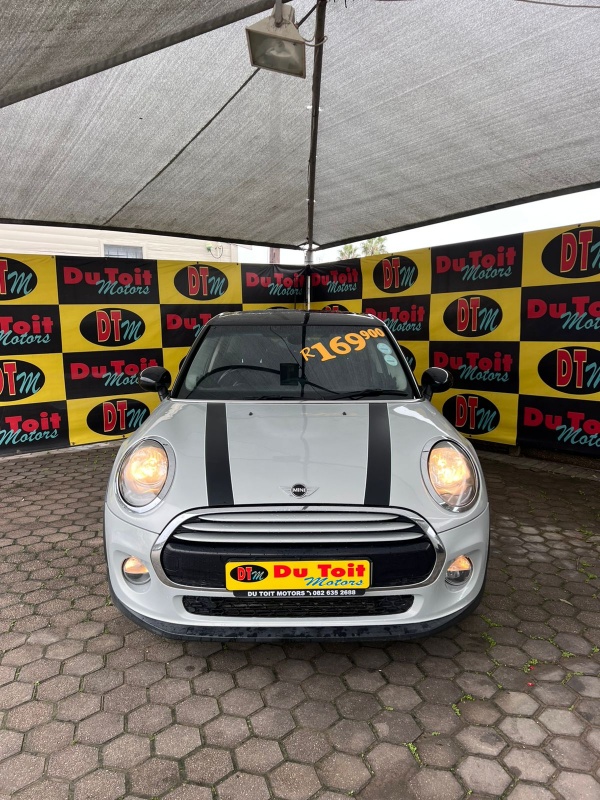 
								2015 MINI COOPER XS25 full									