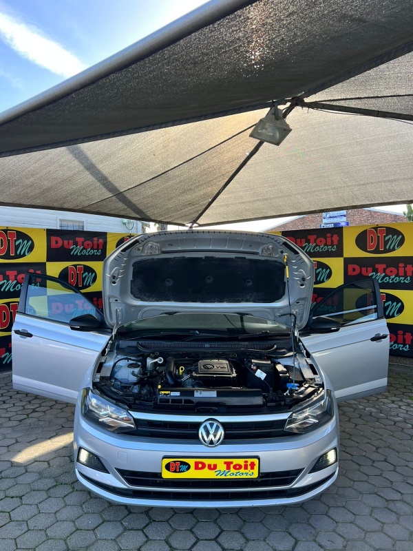 
								2019 VW POLO TSI full									