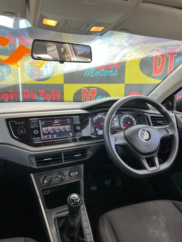 
								2019 VW POLO TSI full									