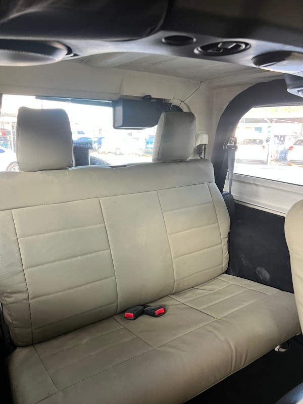 
								2011 JEEP WRANGLER 3.8V6 full									