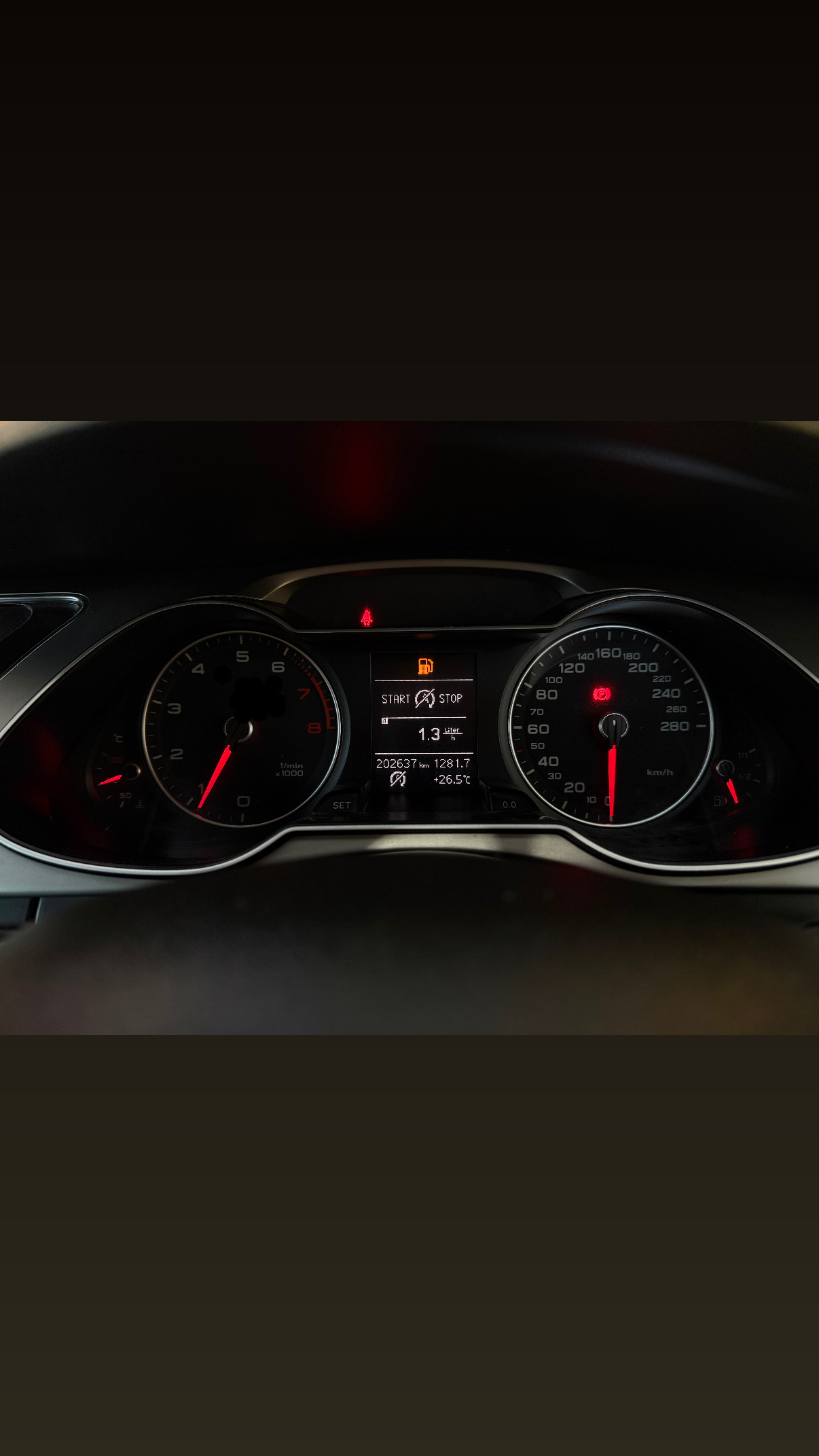 
								2013 Audi A4 1.8 T SE full									