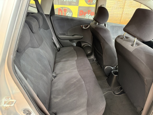 
								2009 Honda Jazz 1.5 EX full									