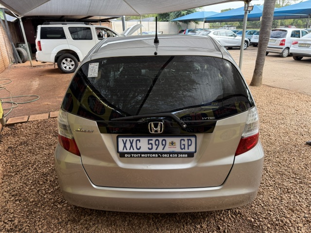 
								2009 Honda Jazz 1.5 EX full									