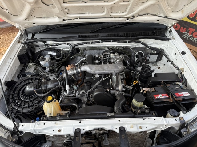
								2012 Toyota Hilux 2.5 D-4D SRX Raised Body Single-Cab full									
