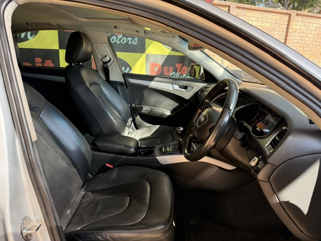 
								2013 Audi A4 1.8 T SE full									