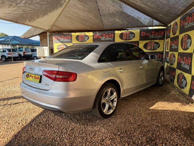 
								2013 Audi A4 1.8 T SE full									