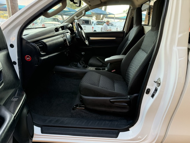 
								2018 Toyota Hilux 2.4 GD-6 SRX 4×4 Single-Cab full									