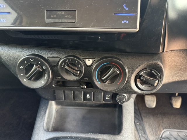
								2018 Toyota Hilux 2.4 GD-6 SRX 4×4 Single-Cab full									