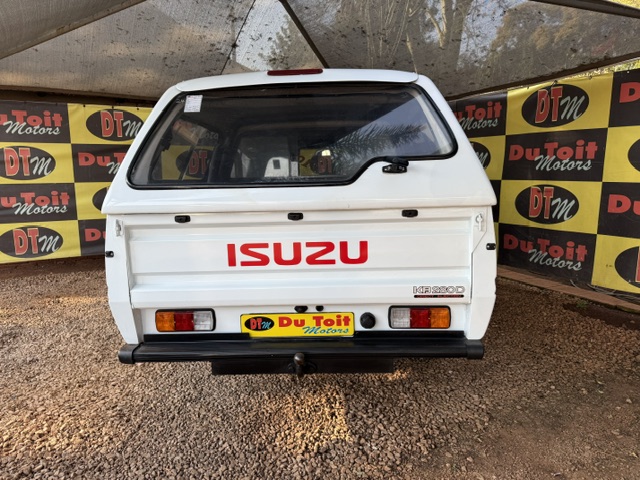 
								1997 Isuzu KB280 Double-Cab full									