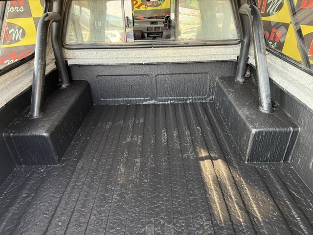 
								1997 Isuzu KB280 Double-Cab full									