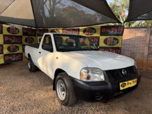 2011 Nissan NP300 Hardbody 2.0 S