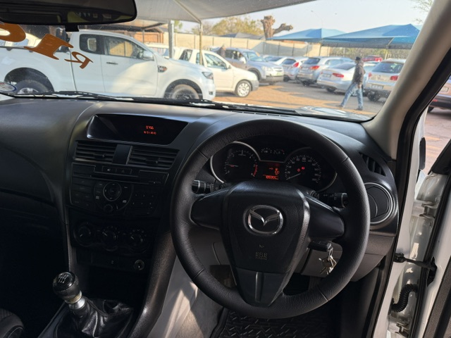 
								2014 Mazda BT-50 2.2 FreeStyle Cab SLX full									