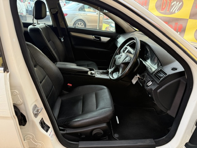 
								2009 Mercedes-Benz C-Class C220CDI Elegance full									