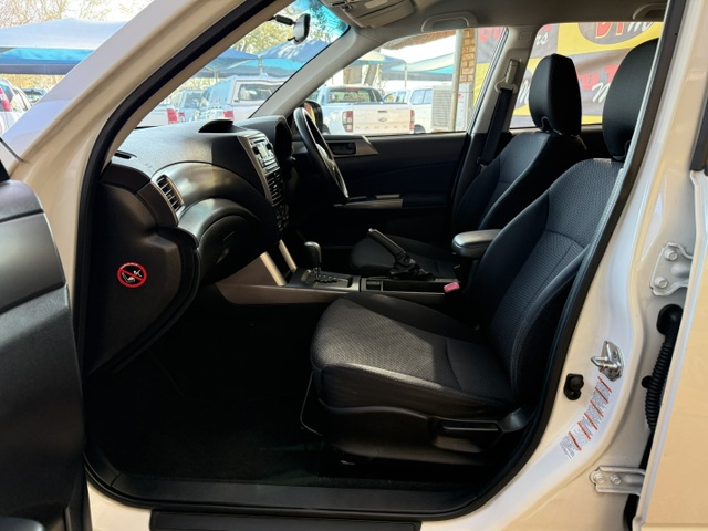
								2013 Subaru Forester 2.5 X Auto full									