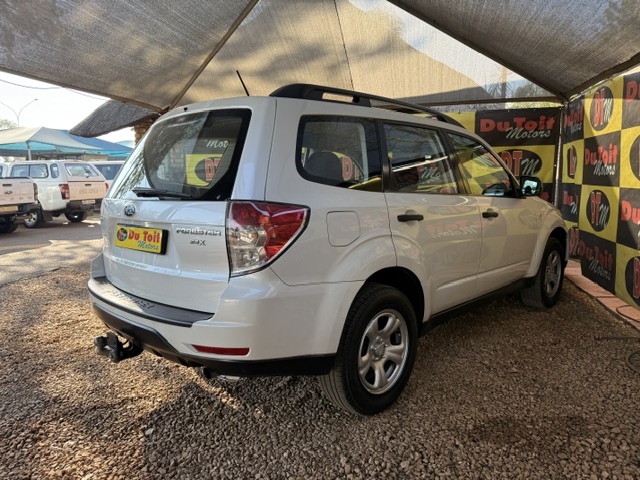 
								2013 Subaru Forester 2.5 X Auto full									