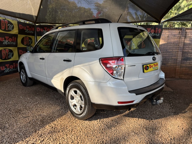 
								2013 Subaru Forester 2.5 X Auto full									