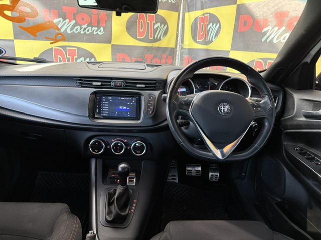 
								2021 Alfa Romeo Giulietta 1.4T Sprint Auto full									