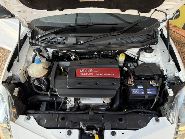 
								2021 Alfa Romeo Giulietta 1.4T Sprint Auto full									