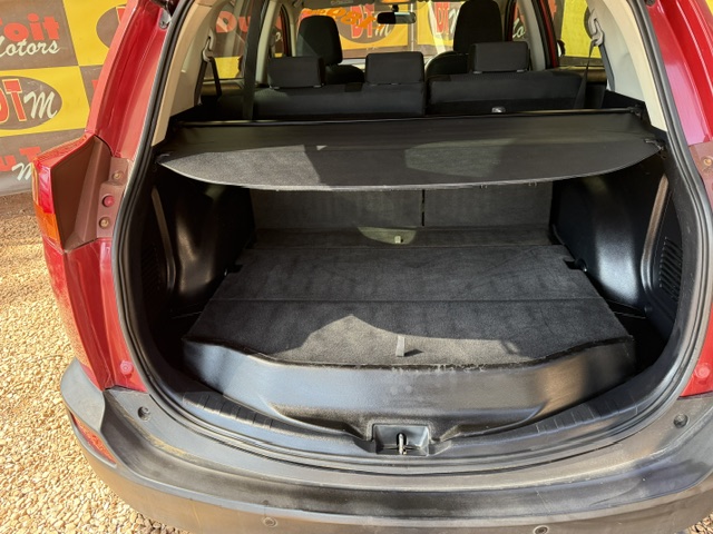 
								2013 Toyota RAV4 2.2 D-4D GX full									