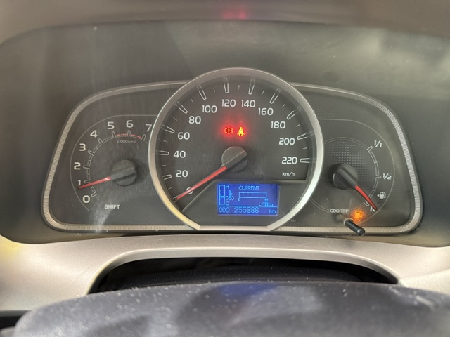 
								2013 Toyota RAV4 2.2 D-4D GX full									