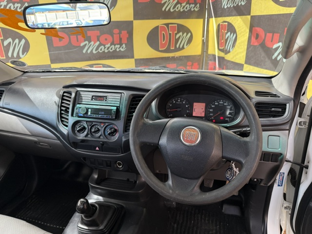 
								2017 Fiat Fullback 2.4 MPi Single-Cab full									
