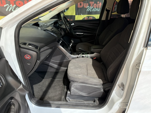 
								2014 Ford Kuga 1.6 EcoBoost Ambiente full									
