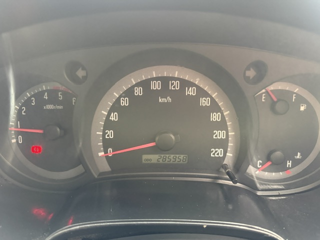 
								2010 Isuzu KB 250 full									