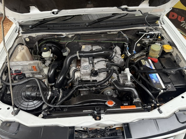 
								2010 Isuzu KB 250 full									